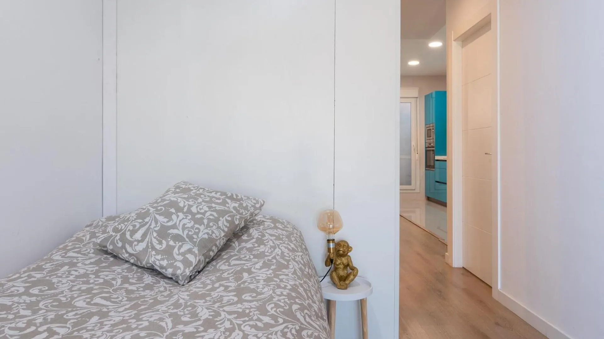 Maria Tubau - Apartment In Malaga Free Wifi 0*,